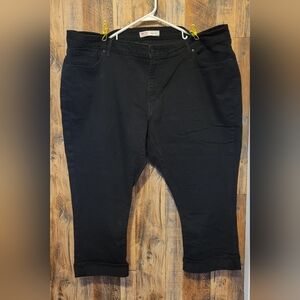 Signature by Levi Strauss Black Capris